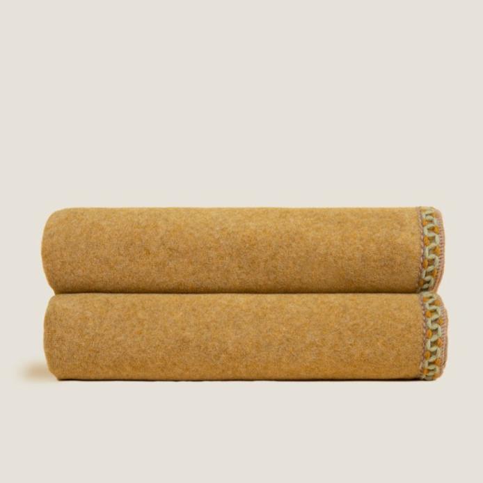 Frati Bamboo Mustard Throw