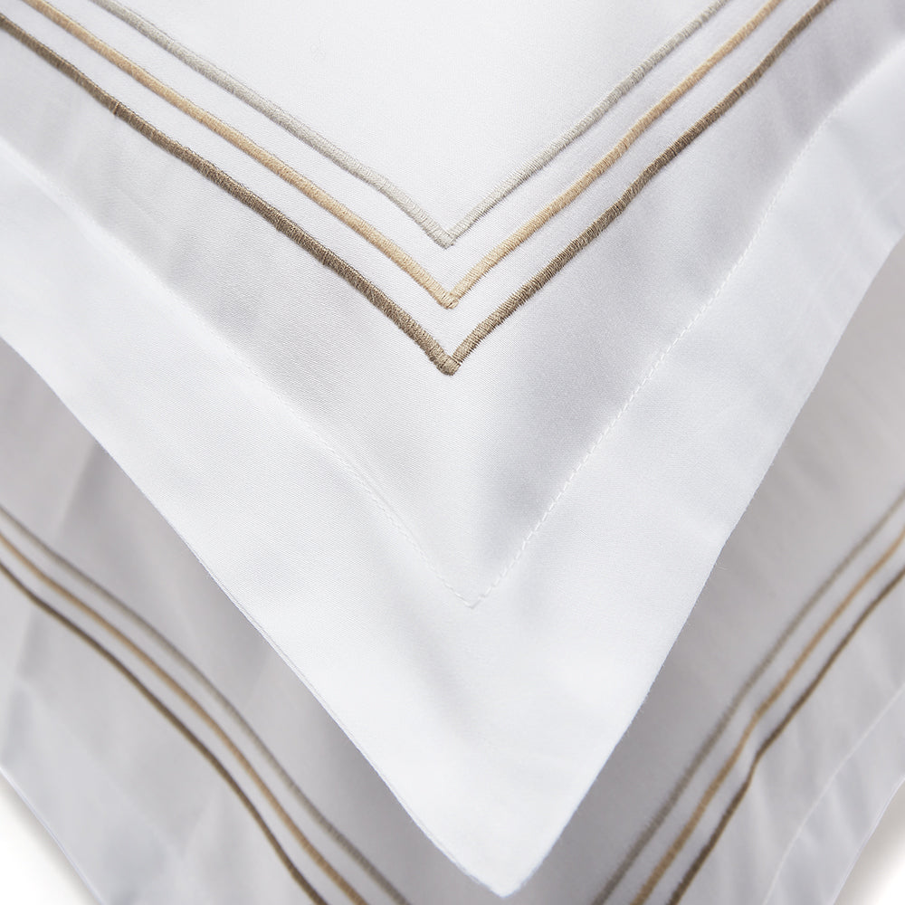 Mayfair Sable Emperor Bed Set with King Pillowcases