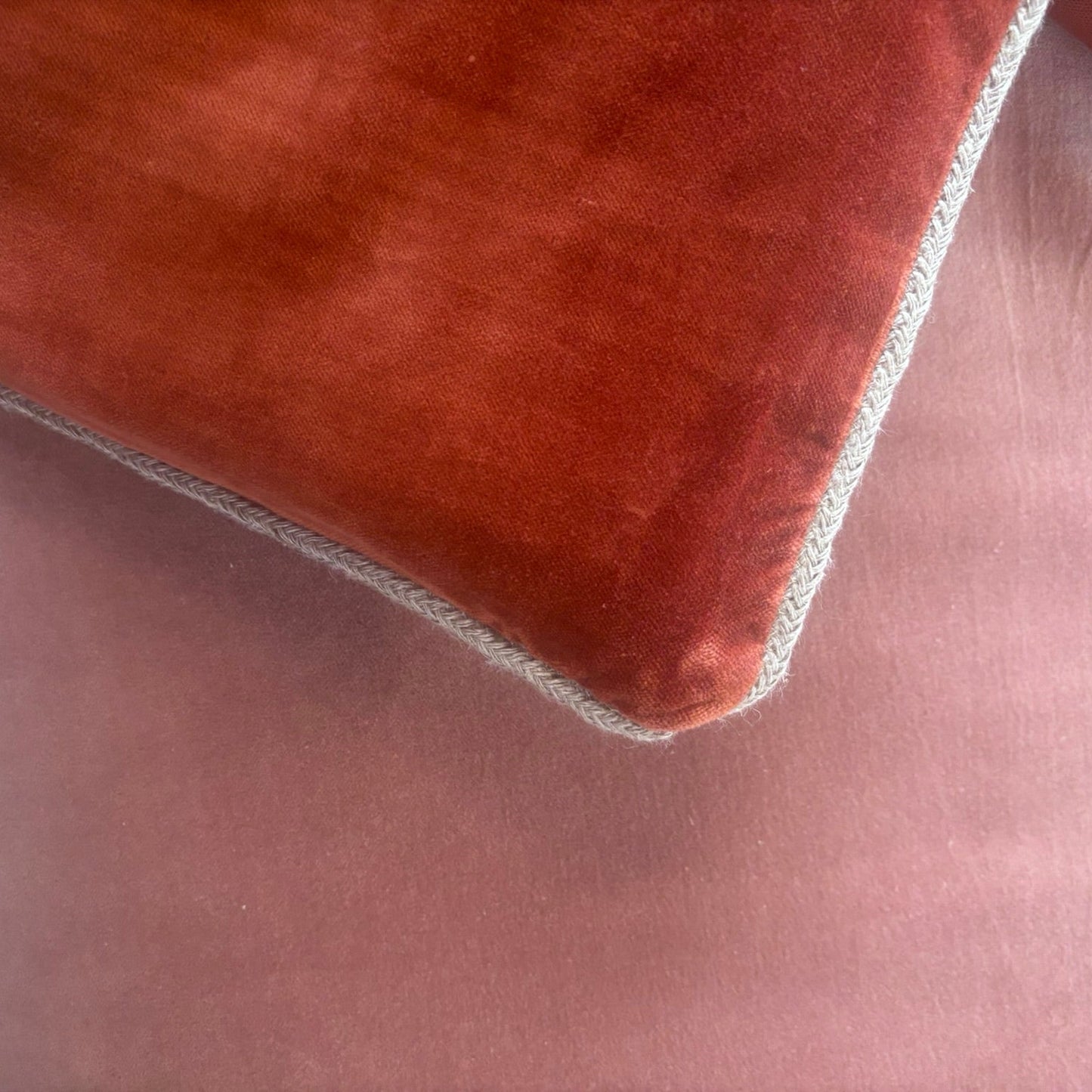 Brick velvet bed scarf with linen piped edge