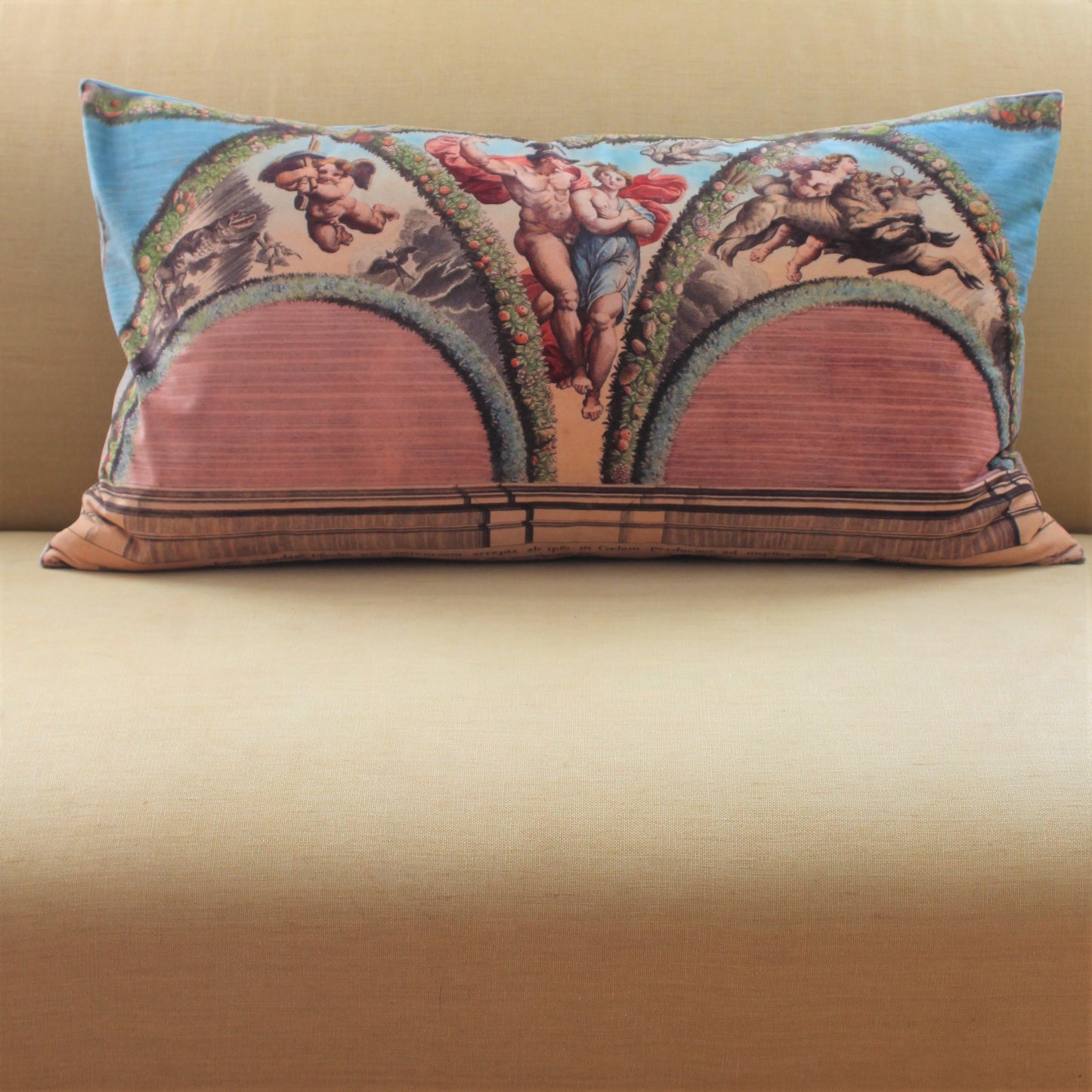 Loggia Velvet Lumber Cushion