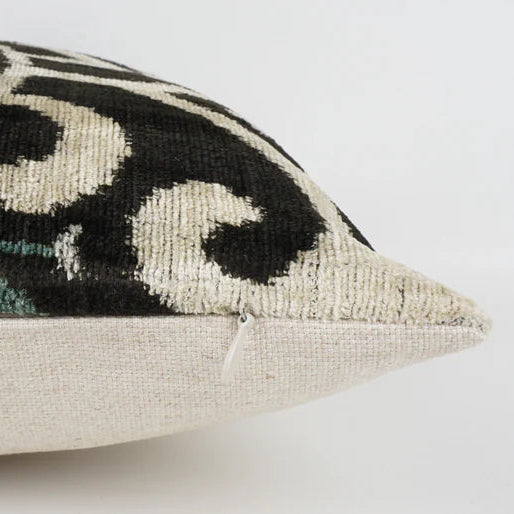 Ikat peacock feather cuhion in silk velvet with fether pad filling.
