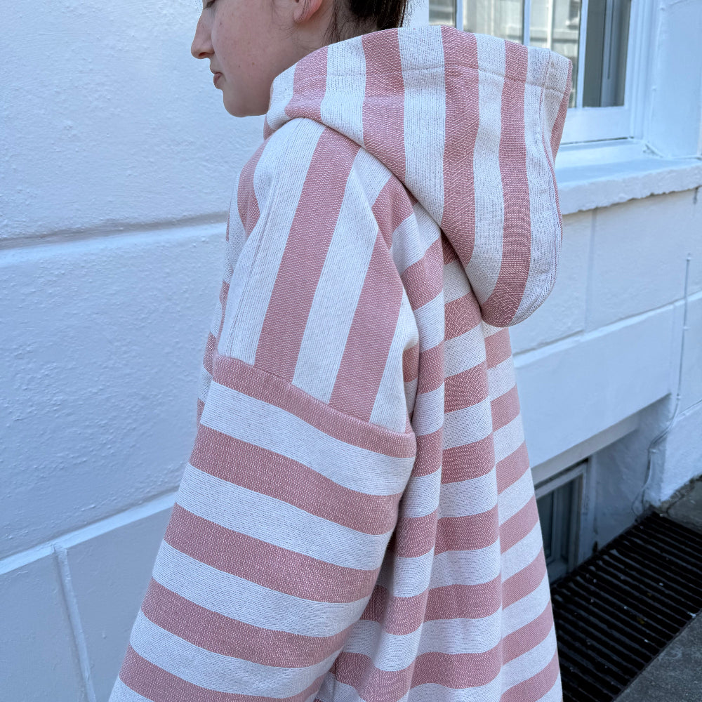 Menton pink striped beach robe
