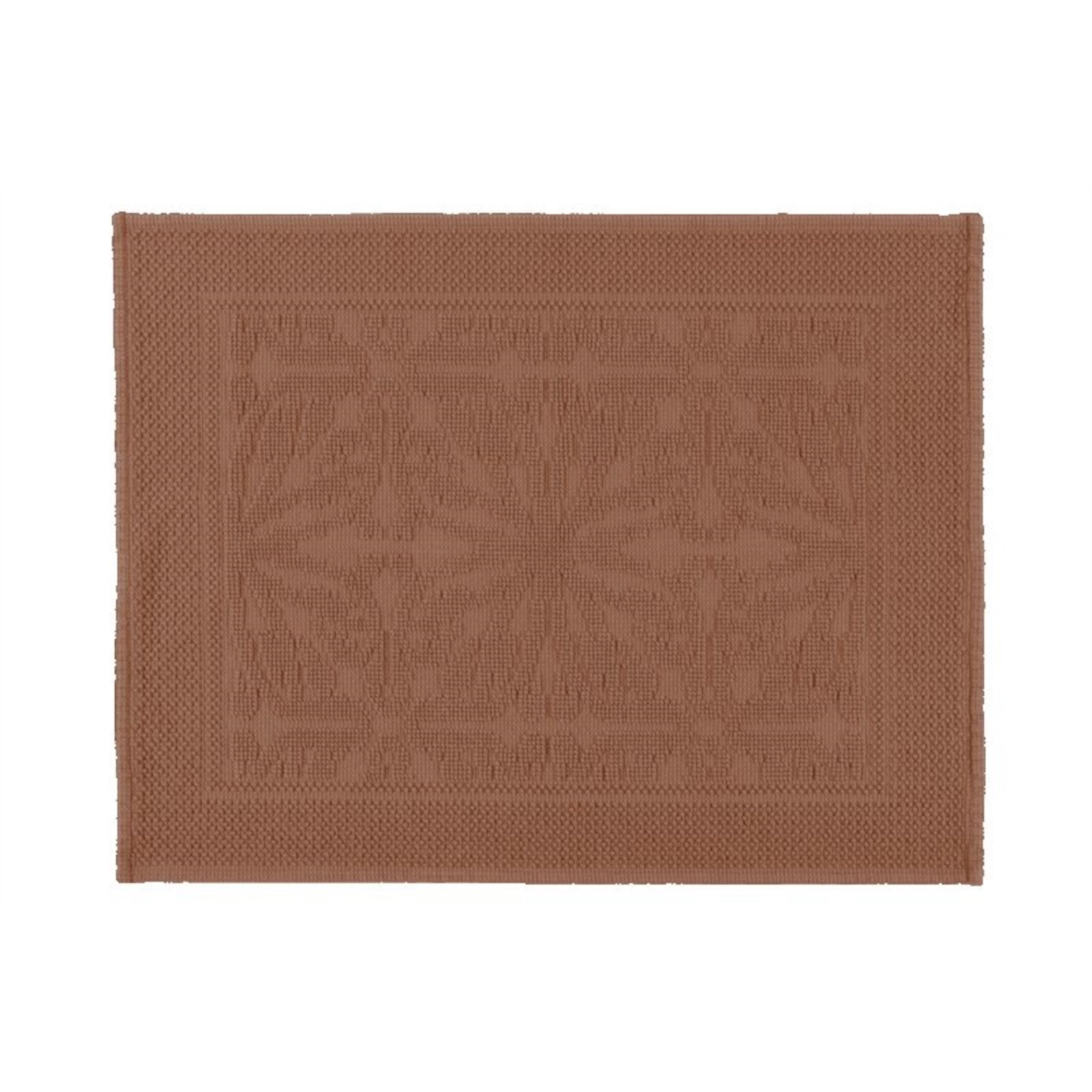 Sculpted pink bath mat.