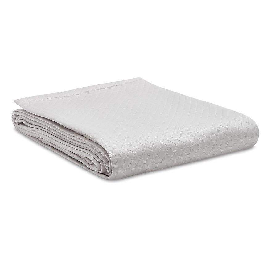 Clifton Matelasse Bedspread Silver