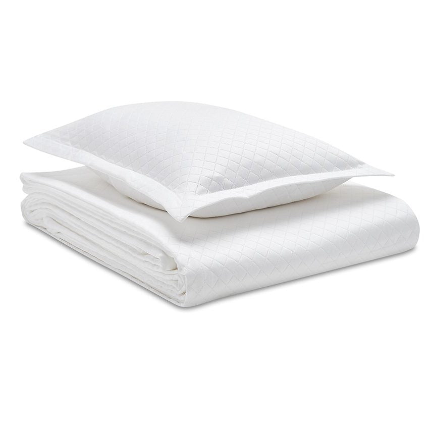 Clifton Matelasse Bedspread and Boudoir White