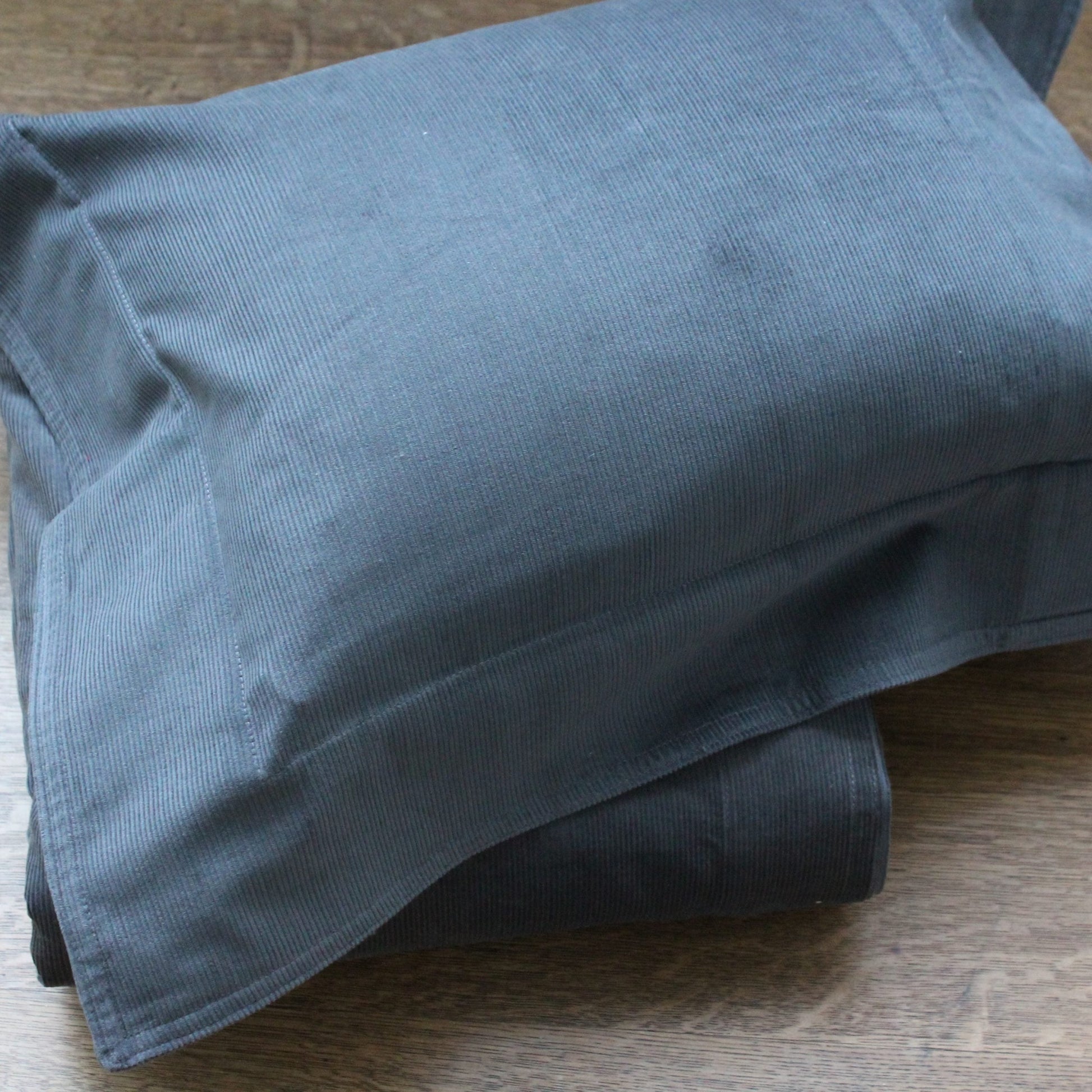 Vancouver Corduroy Boudoir pillow grey
