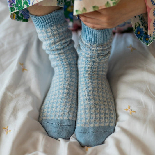 houndstooth cashmere socks