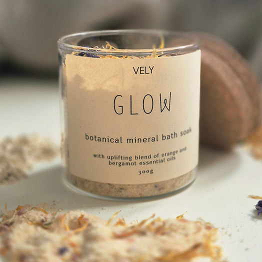 Botanical Mineral Bath Salts Glow
