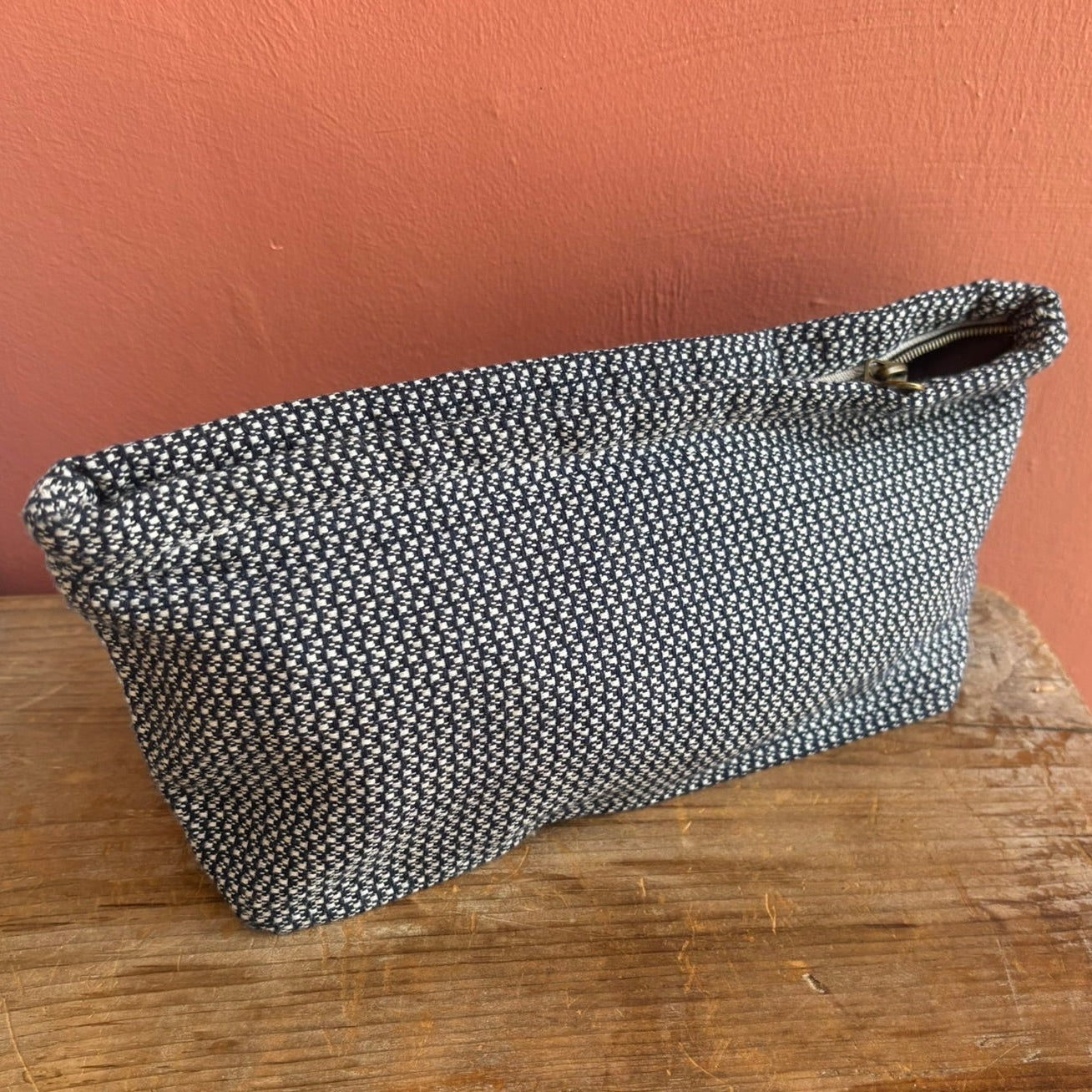 washbag with zip