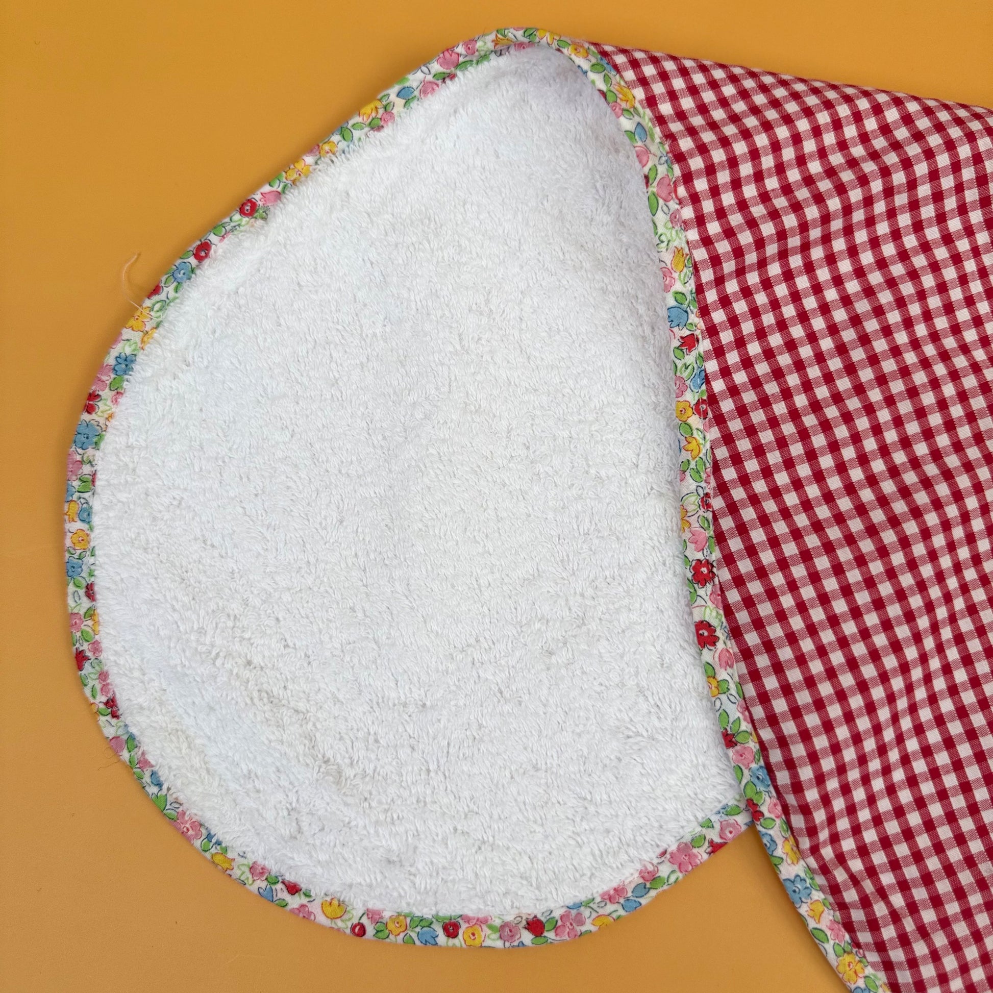 Red gingham lined burp cloth