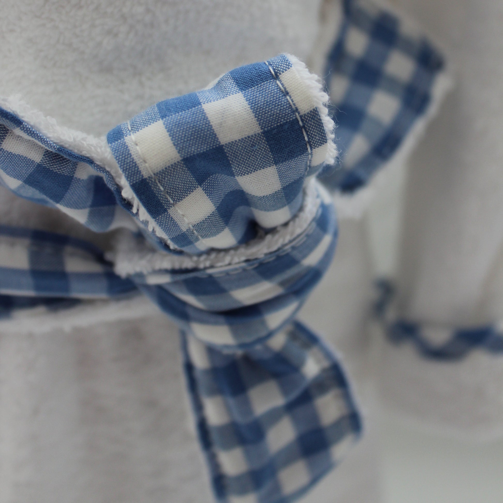 Blue gingham edged towelling robe
