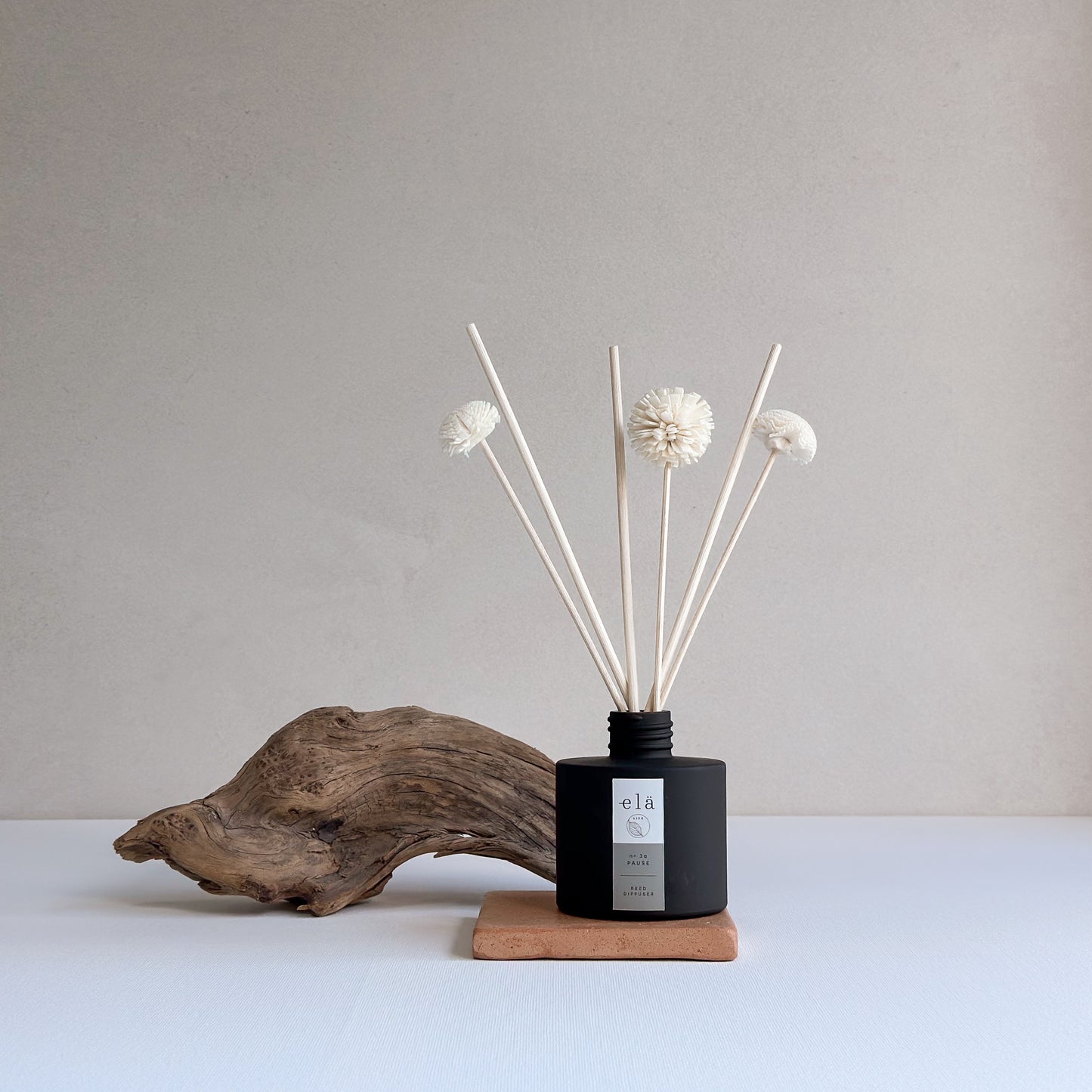 Paue Pom Pom Diffuser.