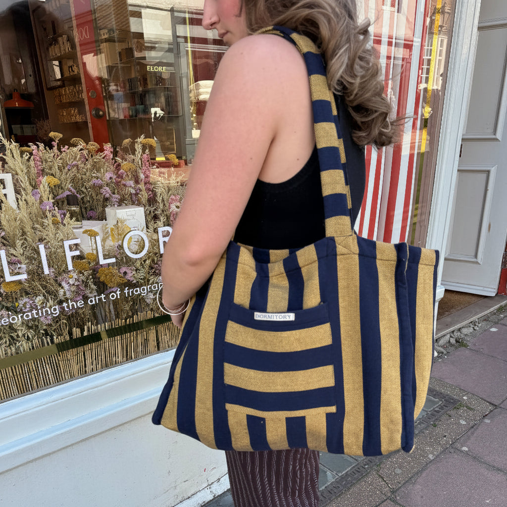 striped beach tote