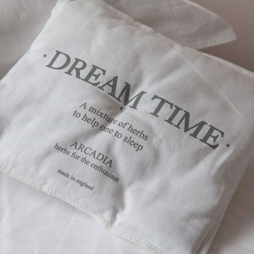 Zarvis Dreamtime Pillow Close Up