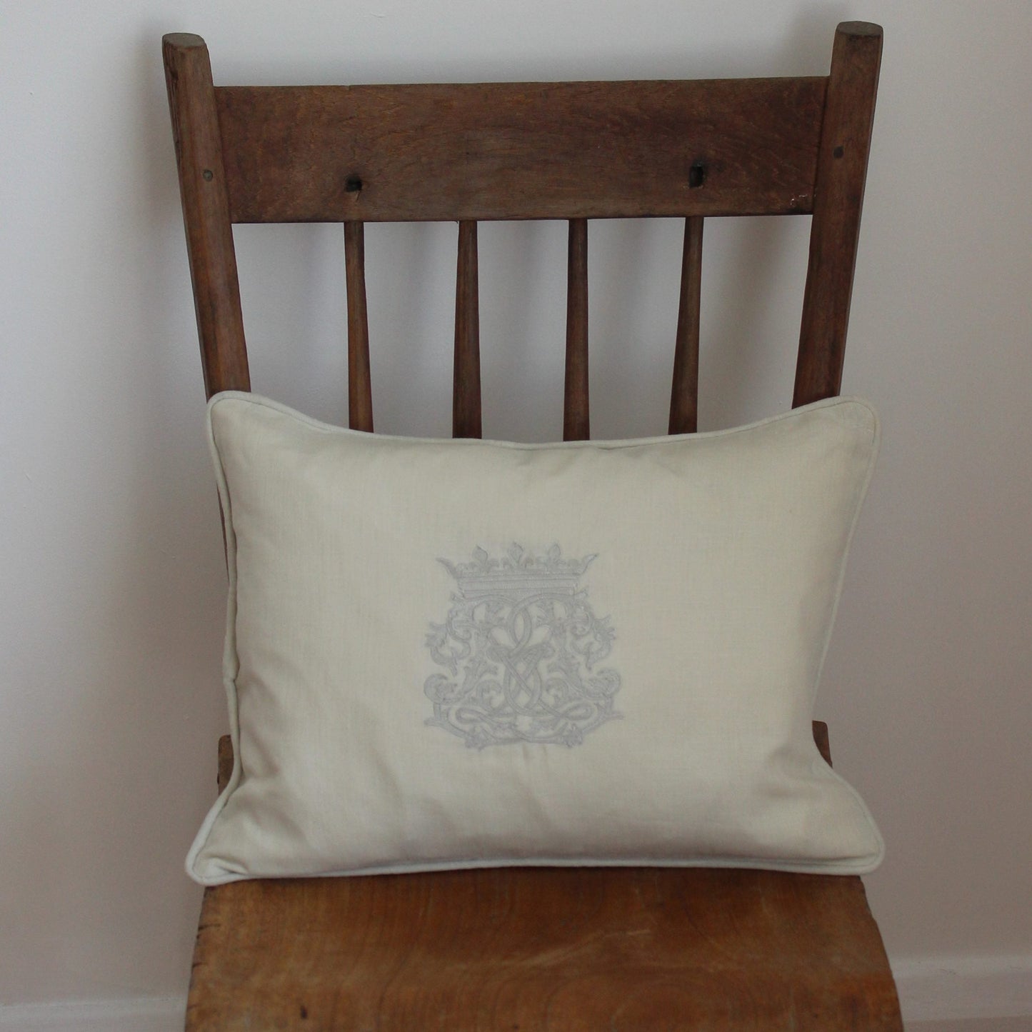 Monogramme Linen Cushion